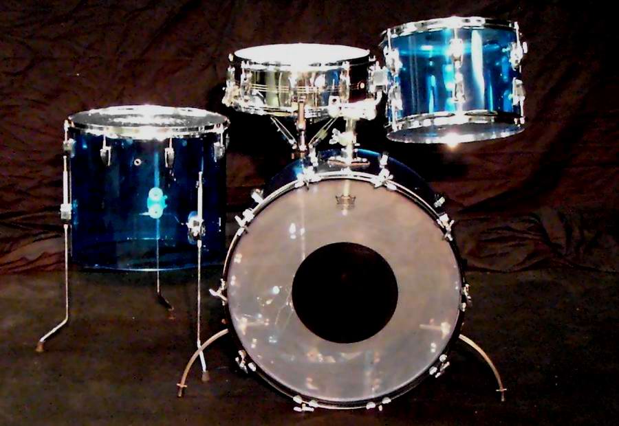 Intellasound / 1971 Ludwig Vistalite kit 